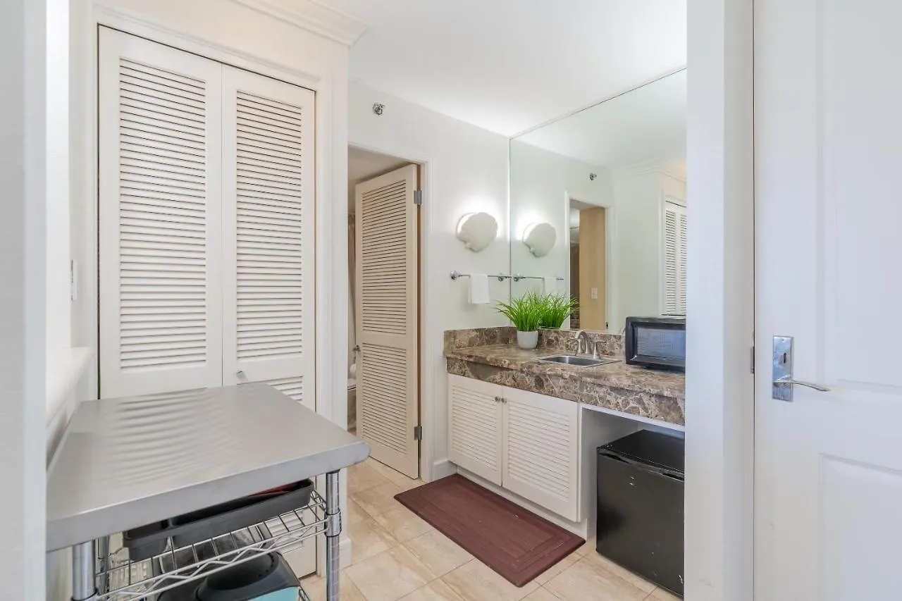 Royal Garden Waikiki - Wyndham Resort هونولولو 0*,  الولايات المتحدة الأمريكية